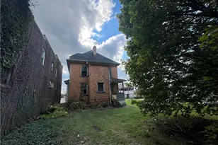 1031 E Washington St, New Castle, PA 16101 - Photo 16