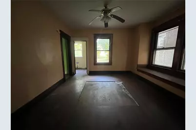 1031 E Washington St, New Castle, PA 16101 - Photo 24