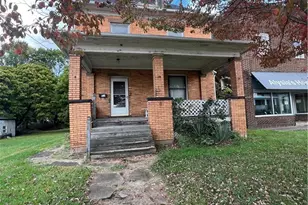 1031 E Washington St, New Castle, PA 16101 - Photo 2