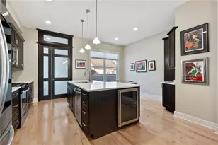 211 McLean Pl, Pittsburgh, PA 15217 - Photo 6