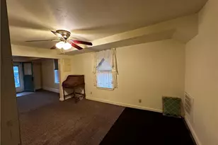 2239 Woodbine Dr, Hermitage, PA 16148 - Photo 4