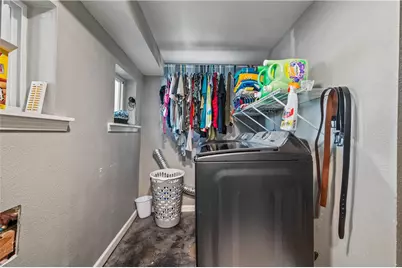 437 Montgomery Ave, Scott Township, PA 15017 - Photo 18