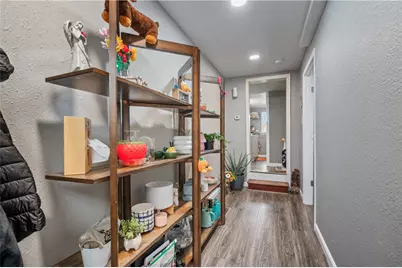 437 Montgomery Ave, Scott Township, PA 15017 - Photo 10