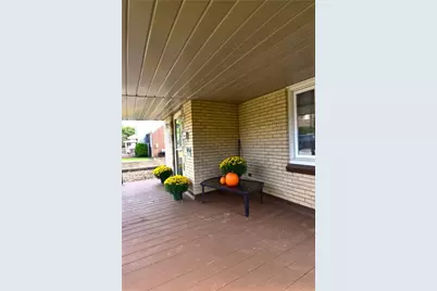 127 Marham Rd, Munhall, PA 15120 - Photo 4