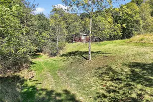 82 Phillips Rd, Hanover Township, PA 15021 - Photo 8