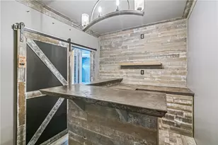 401 Rothey Dr, Elizabeth Twp/Boro, PA 15037 - Photo 12