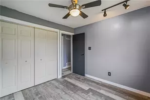 401 Rothey Dr, Elizabeth Twp/Boro, PA 15037 - Photo 6