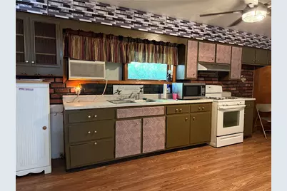 597 Market St., Leechburg, Pa, Leechburg Boro, PA 15656 - Photo 12