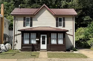 597 Market St Leechburg Pa, Leechburg Boro, PA 15656 - Photo 2