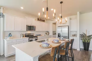 424 Barons Ct, Peters Township, PA 15367 - Photo 6