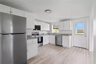 1460 Guffey, North Huntingdon, PA 15642 - Photo 8