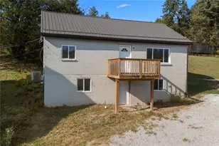 1460 Guffey, North Huntingdon, PA 15642 - Photo 32