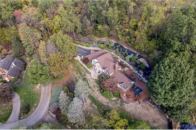 122 Farmington Pl, Hempfield Township, PA 15601 - Photo 4