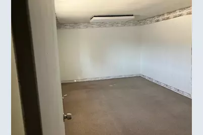 865 2nd Ave, Coraopolis, PA 15108 - Photo 12