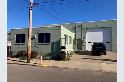 865 2nd Ave, Coraopolis, PA 15108 - Photo 1