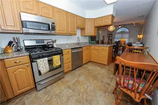 1467 Greenbriar Ct, South Park, PA 15129 - Photo 10