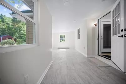 470 Burrell Hill Cir, Penn Twp, PA 15675 - Photo 6