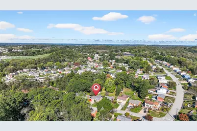 332 Holiday Park Dr, Pittsburgh, PA 15239 - Photo 36