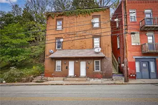 1025 Lynn Ave, Turtle Creek, PA 15145 - Photo 2