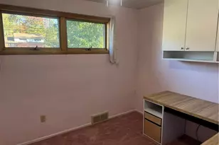 636 Dahlia Dr, Monroeville, PA 15146 - Photo 12