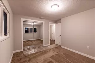 138 Green Dr, Pittsburgh, PA 15236 - Photo 22