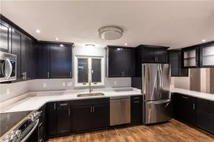 138 Green Dr, Pittsburgh, PA 15236 - Photo 10