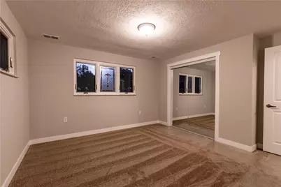 138 Green Dr, Pittsburgh, PA 15236 - Photo 24