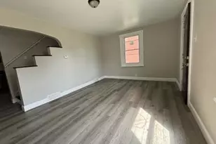 929 Vankirk St, Clairton, PA 15025 - Photo 2