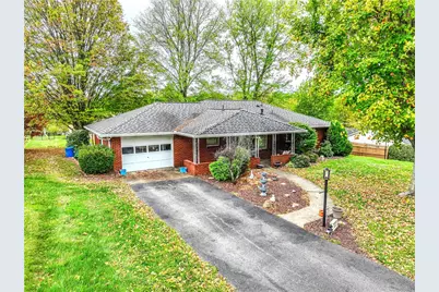 7 Lydia Drive, South Union Township, PA 15401 - Photo 4