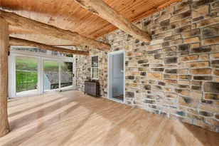 1086 Quecreek Rd, Lincoln Township, PA 15501 - Photo 6