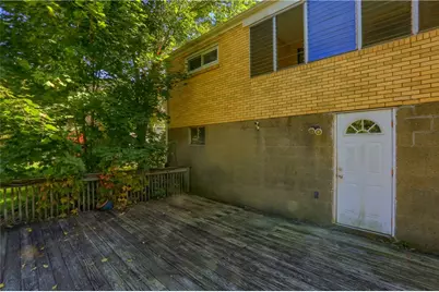 907 Valleyview Drive, McKeesport, PA 15034 - Photo 4