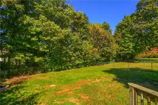 907 Valleyview Dr, McKeesport, PA 15034 - Photo 6