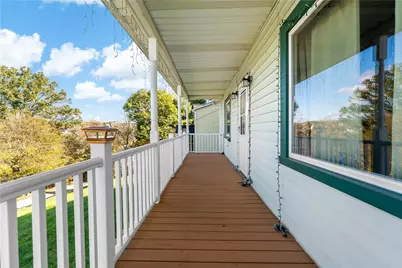 221 Center Ave, Oakdale, PA 15071 - Photo 24