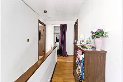 221 Center Ave, Oakdale, PA 15071 - Photo 14