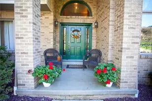 14 Glenmeade Rd, Hempfield Township, PA 15601 - Photo 2