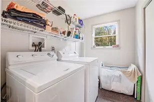 2060 Parkdale Ave, Hermitage, PA 16148 - Photo 30