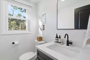 1814 Concord Dr, Pittsburgh, PA 15101 - Photo 8