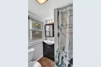 530 Holmes Ave, Baden, PA 15005 - Photo 24