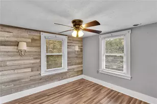 530 Holmes Ave, Baden, PA 15005 - Photo 18