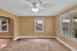 530 Holmes Ave, Baden, PA 15005 - Photo 10