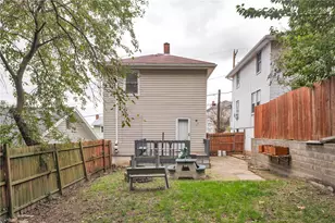 530 Holmes Ave, Baden, PA 15005 - Photo 4