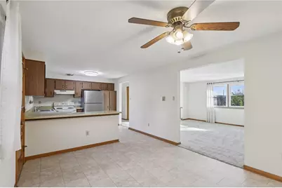 408 Pittsburgh St, Derry Township, PA 15671 - Photo 12