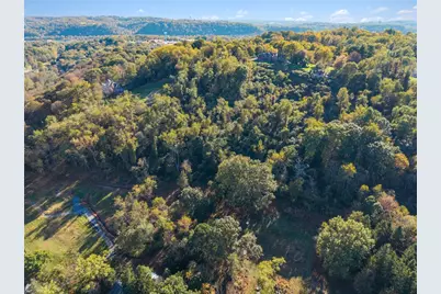 207 Red Fox Ln, Pittsburgh, PA 15238 - Photo 4