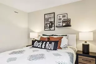 1004 Lindsay Rd, Scott Township, PA 15106 - Photo 38