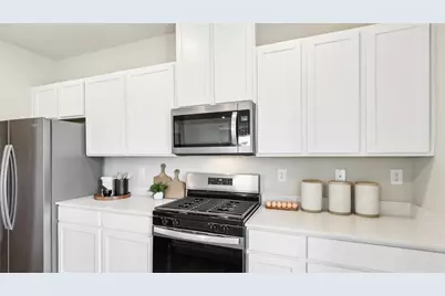 1004 Lindsay Road, Scott Township, PA 15106 - Photo 10