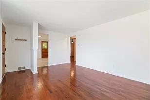582 Lorraine Rd, Pittsburgh, PA 15221 - Photo 4