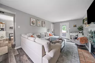 4404 McKee Dr, Pittsburgh, PA 15236 - Photo 4