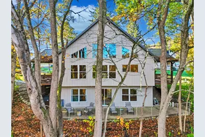 945 E Maitland Lane, Hickory Township, PA 16105 - Photo 1