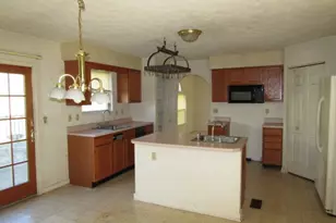 607 Cassandra Dr, Cranberry Township, PA 16066 - Photo 18