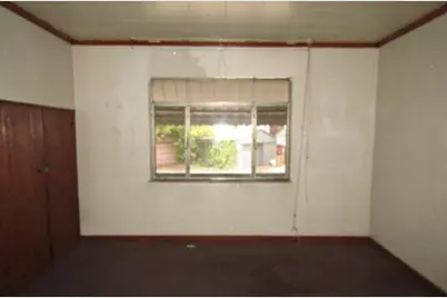 7343 Burton St, Pittsburgh, PA 15218 - Photo 10